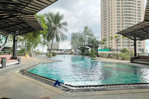 Ático de 4 dormitorios en Sathon, Bangkok, Tailandia № 214529 - foto 11