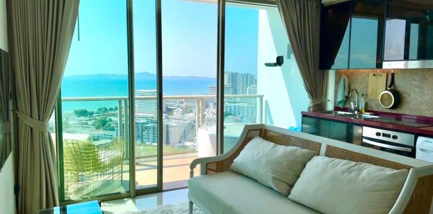 Studio in the Condo in Pattaya, Thailand  № 157794