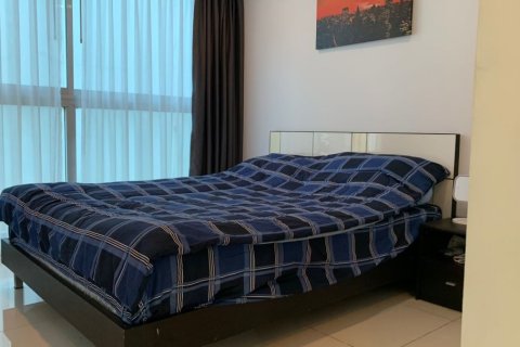 Condo in Pattaya, Thailand, 2 bedrooms  № 157793 - photo 15