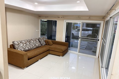 House in Nong Khaem, Bangkok, Thailand 3 bedrooms № 151161 - photo 7