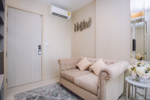 Студия в кондо в Клонг Тоэй, Бангкок, Таиланд № 151167 - фото 6