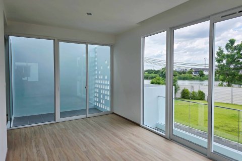 Дом в Правете, Бангкок, Таиланд с 4 спальнями  № 151165 - фото 2