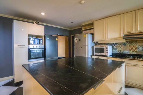 Condo à Watthana, Bangkok, Thaïlande, 3 chambres  № 170606 - photo 5