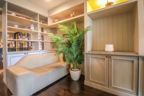 Condo à Watthana, Bangkok, Thaïlande, 3 chambres  № 170606 - photo 22