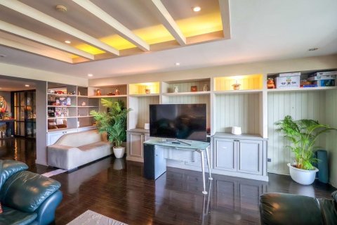 Condo à Watthana, Bangkok, Thaïlande, 3 chambres  № 170606 - photo 15