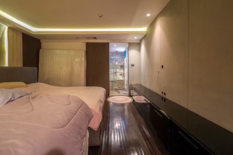 Condo à Watthana, Bangkok, Thaïlande, 3 chambres  № 170606 - photo 20