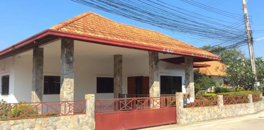 House in Pattaya, Thailand 3 bedrooms № 140629