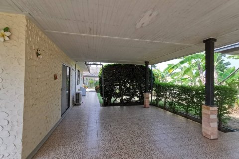 Вилла в Хуа Хине, Таиланд с 2 спальнями  № 140631 - фото 26