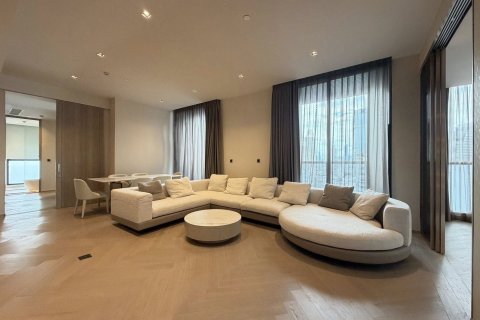 Condo in Sathon, Bangkok, Thailand, 4 bedrooms  № 147033 - photo 1