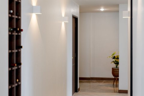 Condo à Bangkok, Thaïlande, 3 chambres  № 147031 - photo 10