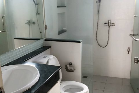 Дом в Бангне, Бангкок, Таиланд с 4 спальнями  № 147034 - фото 6