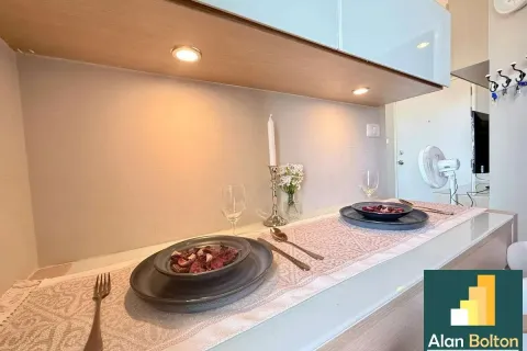 Condominio de 1 dormitorio en Jomtien Beach, Pattaya, Tailandia № 210637 - foto 10