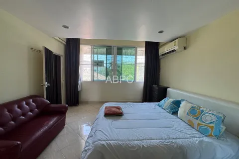 Condominio de 2 dormitorios en Pattaya, Tailandia № 210640 - foto 3