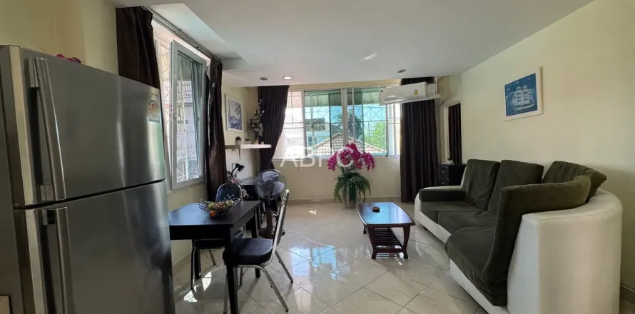 Condominio de 2 dormitorios en Pattaya, Tailandia № 210640