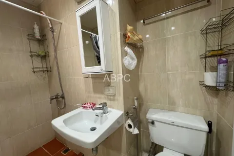 Condominio de 2 dormitorios en Pattaya, Tailandia № 210640 - foto 5