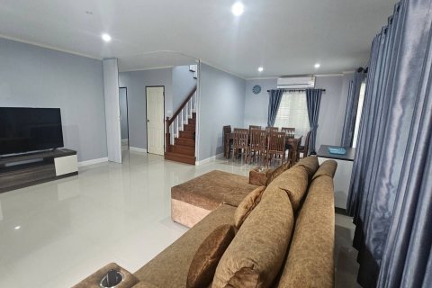 Дом в Чиангмае, Таиланд с 4 спальнями  № 138589 - фото 3