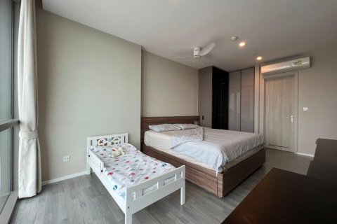 Condo in Bang Sue, Bangkok, Thailand, 2 bedrooms  № 138586 - photo 24