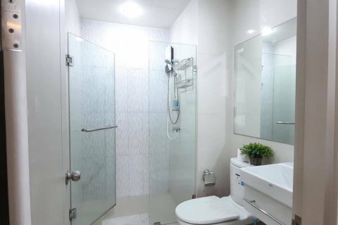 Studio dans le Condo à Khlong Toei, Bangkok, Thaïlande  № 138588 - photo 5