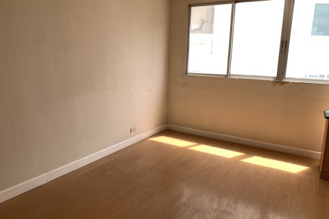 Condo in Khlong Toei, Bangkok, Thailand, 2 bedrooms № 200683 - photo 4