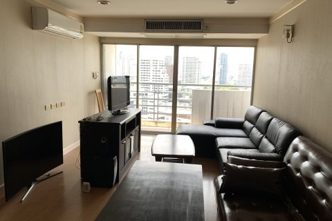 Condo in Khlong Toei, Bangkok, Thailand, 2 bedrooms № 200683 - photo 7