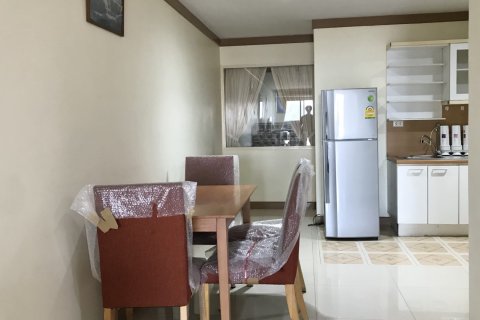 Condo in Khlong Toei, Bangkok, Thailand, 2 bedrooms № 200683 - photo 10