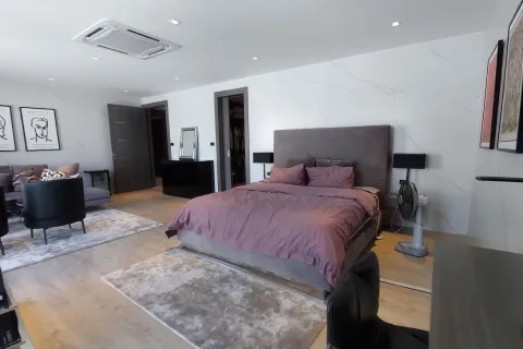 Villa in Pattaya, Thailand 6 bedrooms № 155724 - photo 24