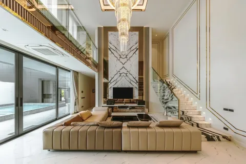 Villa in Pattaya, Thailand 8 bedrooms № 155725 - photo 7