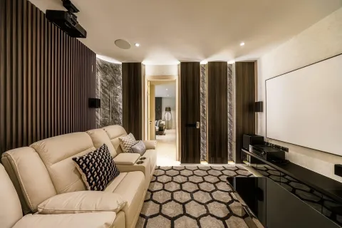 Villa in Pattaya, Thailand 8 bedrooms № 155725 - photo 23