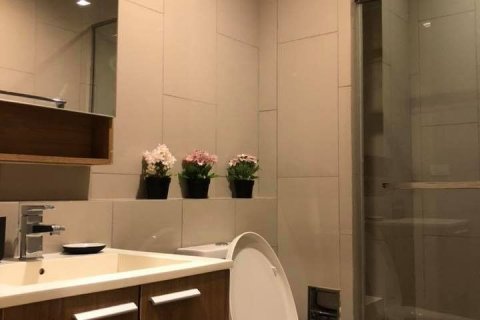 Studio dans le Condo à Watthana, Bangkok, Thaïlande  № 142675 - photo 8