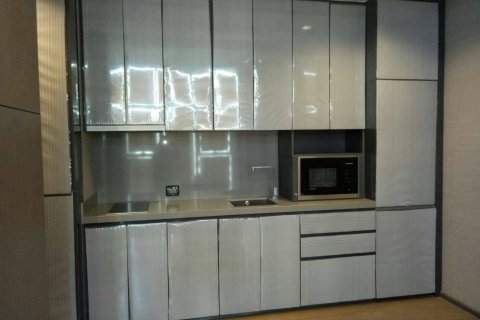 Condo à Sathon, Bangkok, Thaïlande, 1 chambre  № 206115 - photo 5