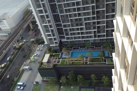Studio dans le Condo à Bangkok, Thaïlande  № 206119 - photo 4