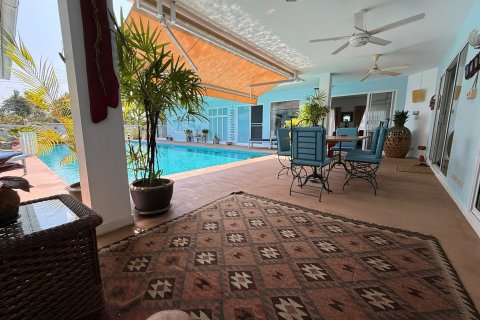 Вилла в Хуа Хине, Таиланд с 4 спальнями  № 141061 - фото 16