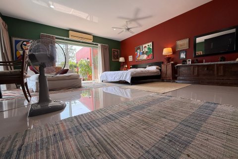 Вилла в Хуа Хине, Таиланд с 4 спальнями  № 141061 - фото 20