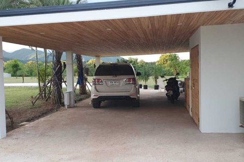 House in Lom Sak, Thailand 2 bedrooms № 171296 - photo 4