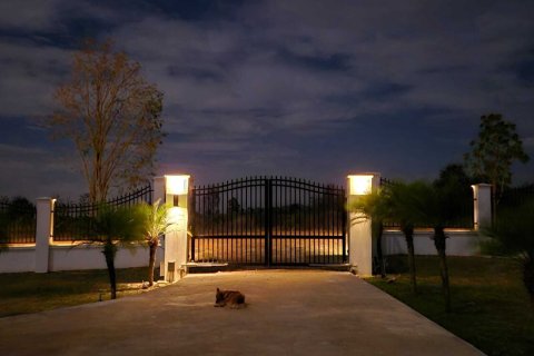 House in Lom Sak, Thailand 2 bedrooms № 171296 - photo 13