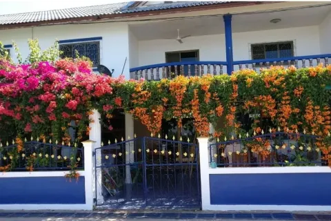 House in Nong Khai, Thailand 7 bedrooms № 171297 - photo 9