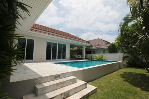 Villa in Hua Hin, Thailand 3 Schlafzimmer № 221898 - Foto 6