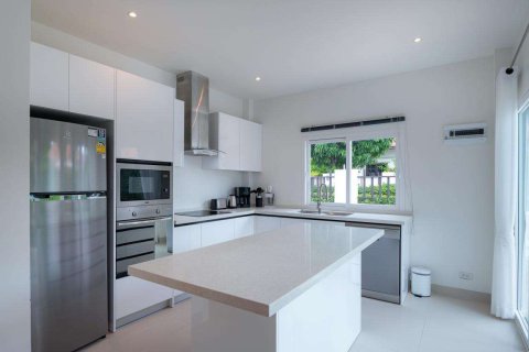 Villa in Hua Hin, Thailand 4 Schlafzimmer № 221899 - Foto 11