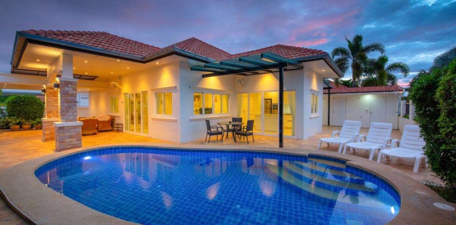 Villa in Hua Hin, Thailand 4 Schlafzimmer № 221899