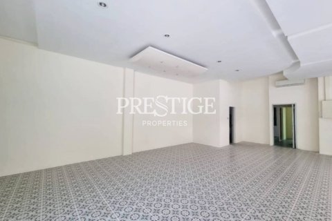 Propriété commerciale à Pattaya, Thaïlande 338 m2 № 198579 - photo 4