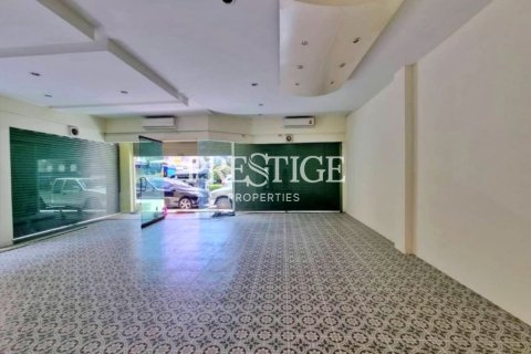 Propriété commerciale à Pattaya, Thaïlande 338 m2 № 198579 - photo 2