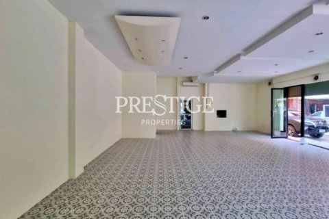 Propriété commerciale à Pattaya, Thaïlande 338 m2 № 198579 - photo 3