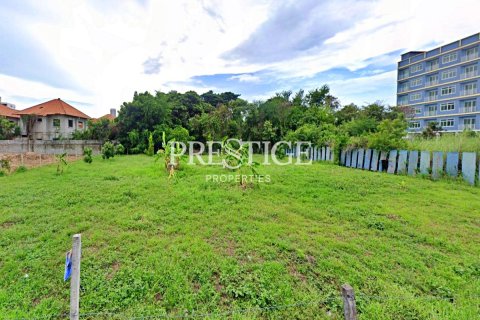 Land in Pattaya, Thailand 1564 sq.m. № 198581 - photo 2