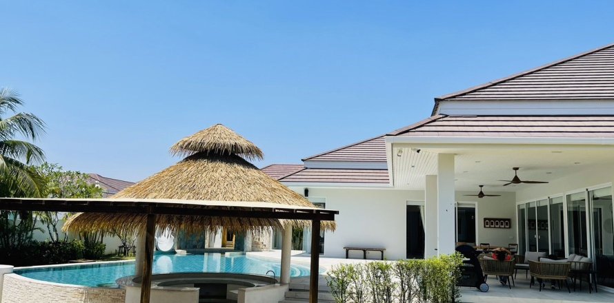 Villa à Hua Hin, Thaïlande 7 chambres № 154666