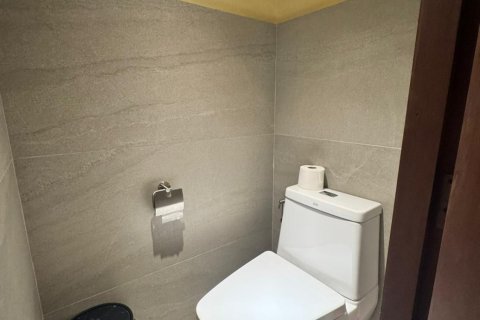 Condo in Phuket, Thailand, 2 bedrooms  № 154660 - photo 15