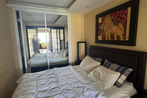 Condo in Phuket, Thailand, 2 bedrooms  № 154660 - photo 20