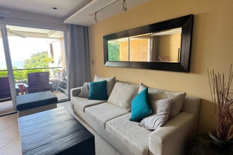 Condo in Phuket, Thailand, 2 bedrooms  № 154660 - photo 9