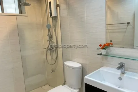 Casa de 4 dormitorios en Pattaya, Tailandia № 213364 - foto 8