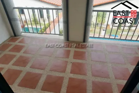Casa de 4 dormitorios en Pattaya, Tailandia № 213361 - foto 17