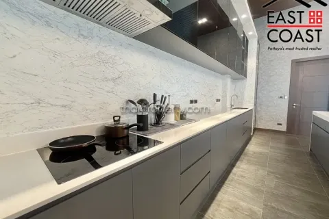 Casa de 4 dormitorios en Pattaya, Tailandia № 213363 - foto 6